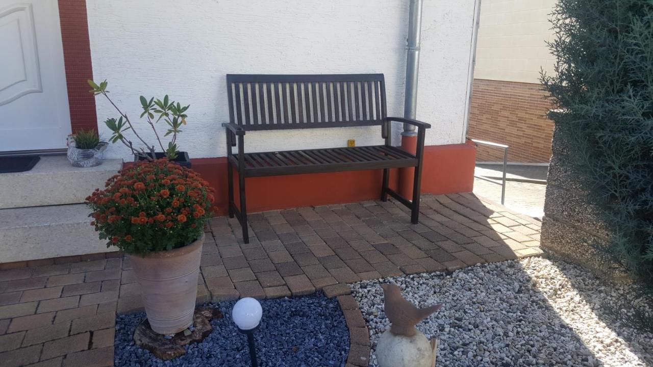 Apartment Am Radweg Вецлар Екстериор снимка